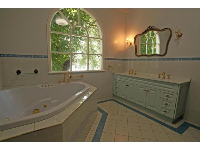 22 Doak Street, East Bendigo VIC 3550