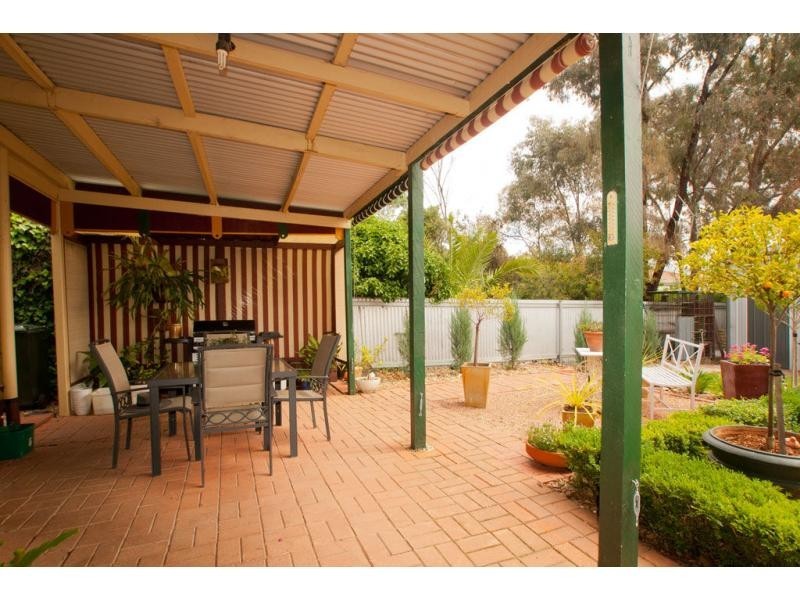 Flora Hill VIC 3550