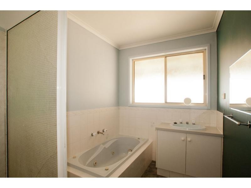 100 Vains Road, Maiden Gully VIC 3551