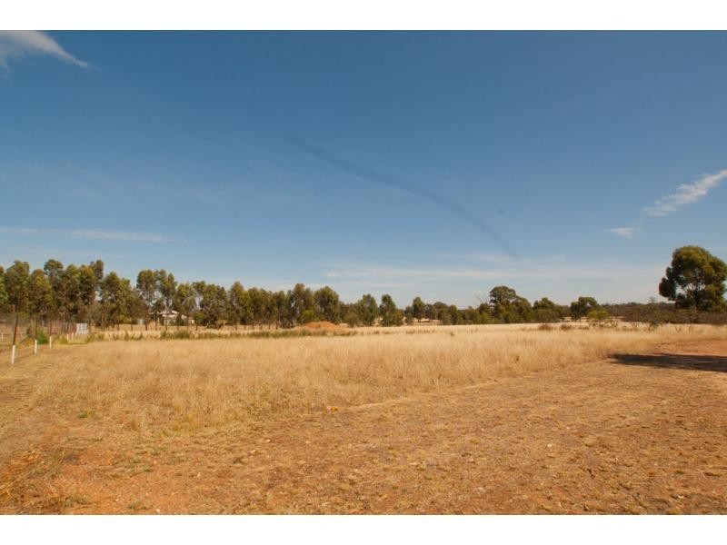 100 Vains Road, Maiden Gully VIC 3551