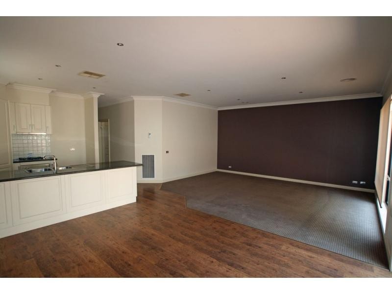 11b Gumnut Rise, Strathdale VIC 3550