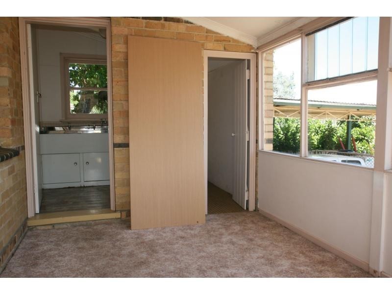 1 Swalling Crescent, Kennington VIC 3550