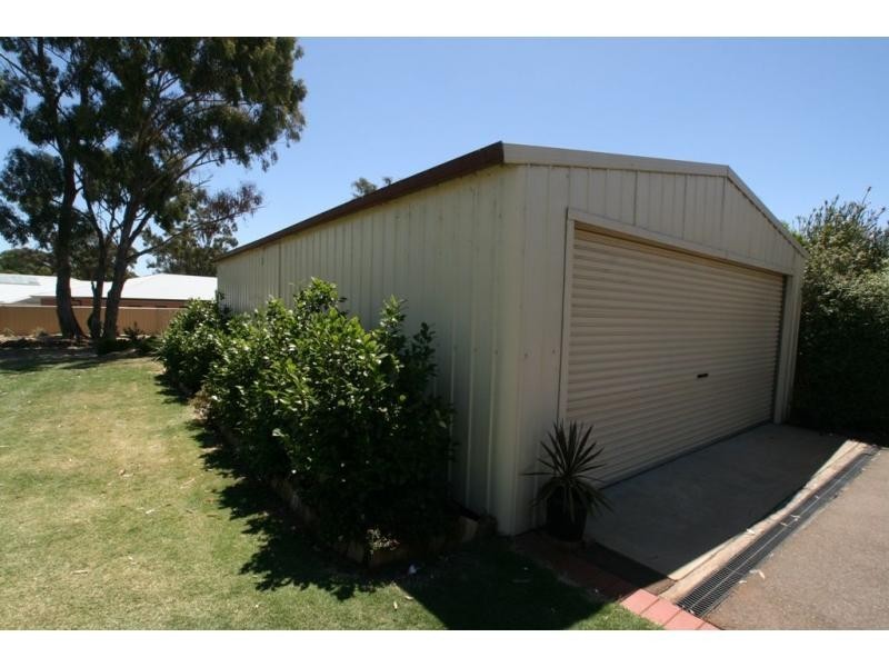 73 Pioneer Drive, Maiden Gully VIC 3551