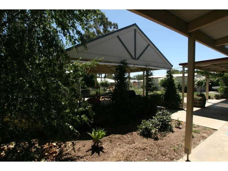 73 Pioneer Drive, Maiden Gully VIC 3551