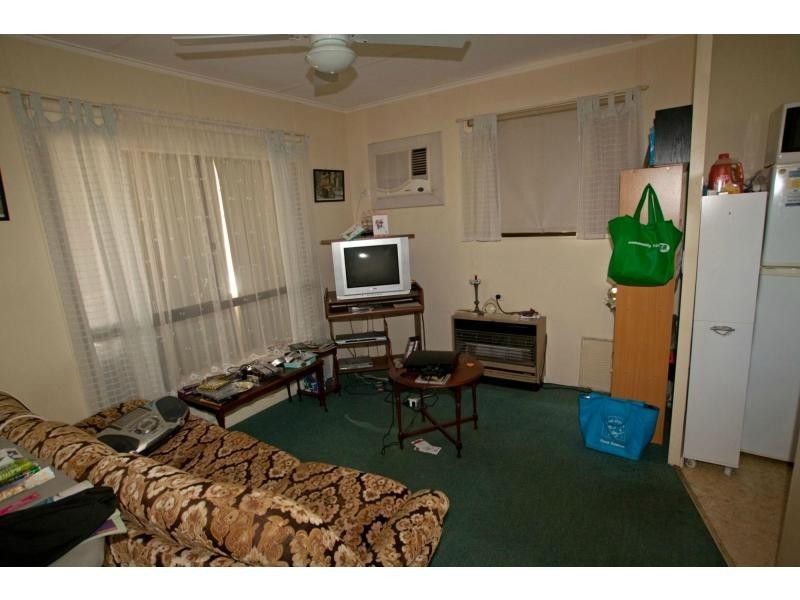 2/16 Woods Street, Kennington VIC 3550