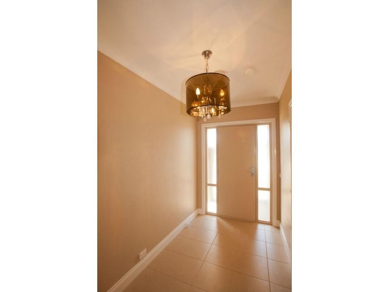 3 Waterview Drive, White Hills VIC 3550