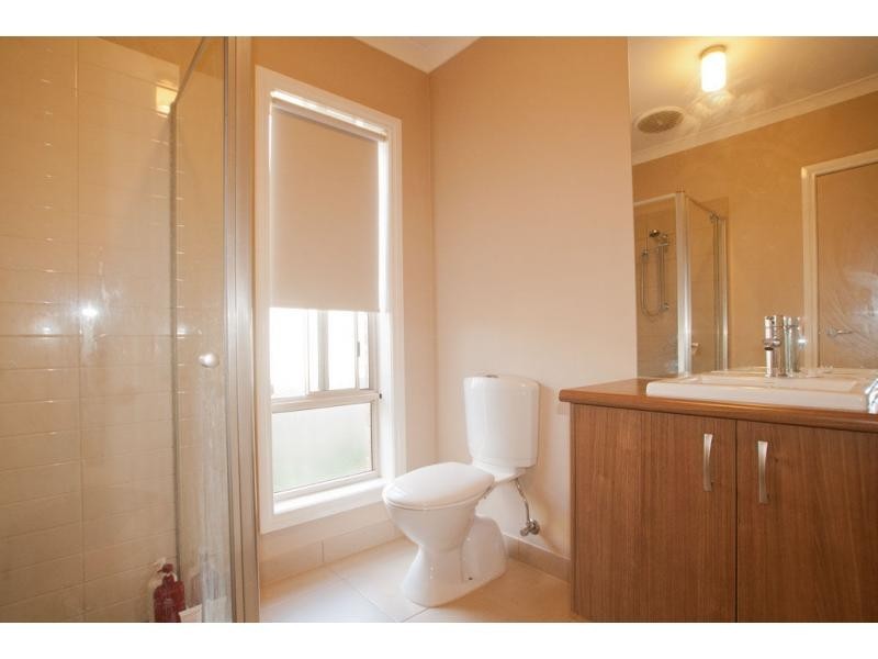 3 Waterview Drive, White Hills VIC 3550