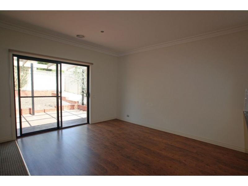 11B Gumnut Rise, Strathdale VIC 3550