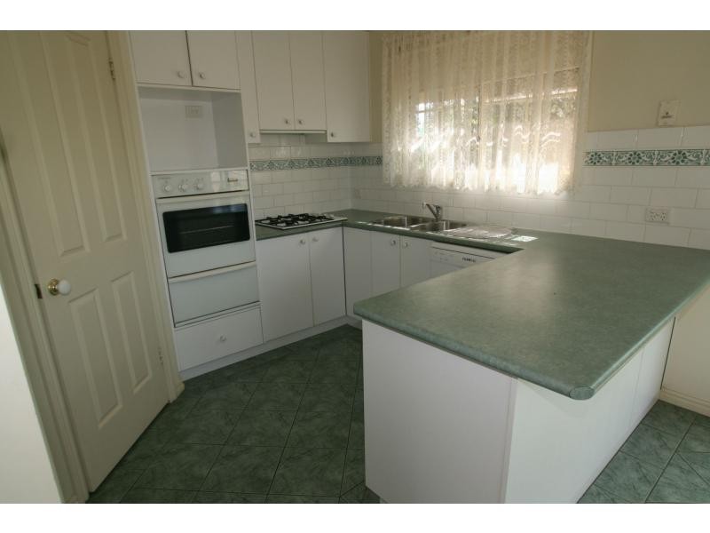 9 Kate Close, Kennington VIC 3550