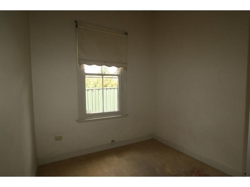 2 Breen Street, Quarry Hill VIC 3550