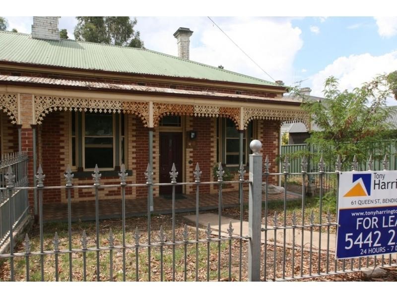 2 Breen Street, Quarry Hill VIC 3550