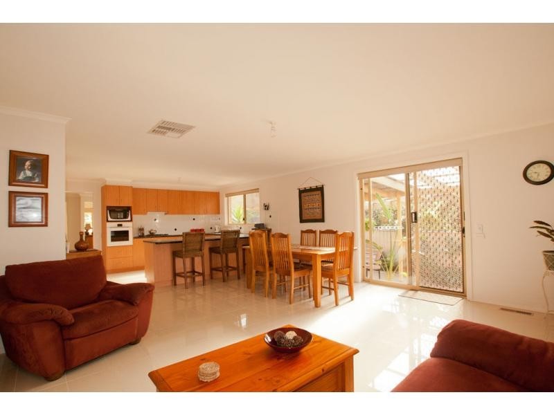 7 Waterford Drive, Strathfieldsaye VIC 3551