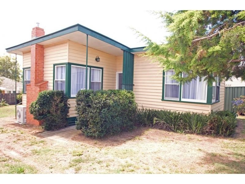 92 Somerville Street, Flora Hill VIC 3550