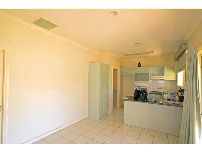 Unit 3/3 Mckay Crescent, Strathdale VIC 3550