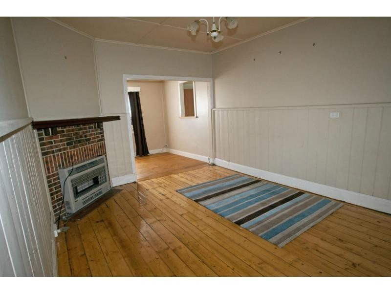 4 Glencoe Street, Kennington VIC 3550