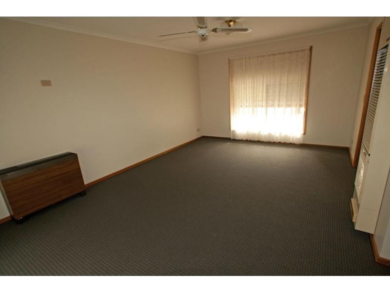 90 Retreat Road, Spring Gully VIC 3550