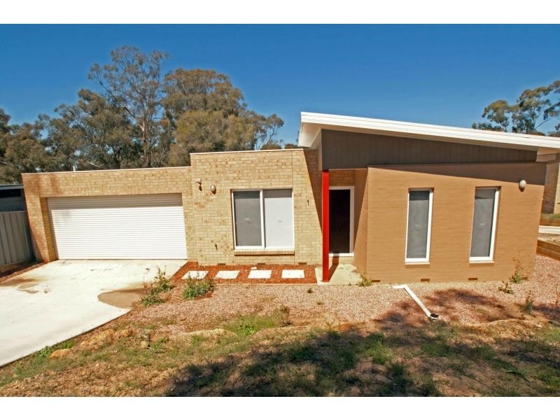 Unit 1/10 Gordon Street, Spring Gully VIC 3550