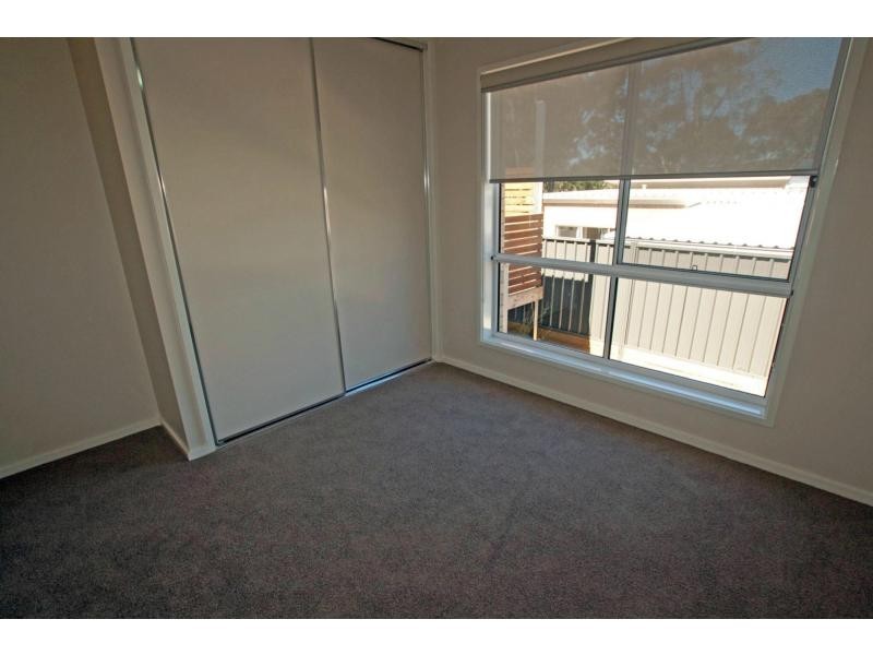 Unit 1/10 Gordon Street, Spring Gully VIC 3550