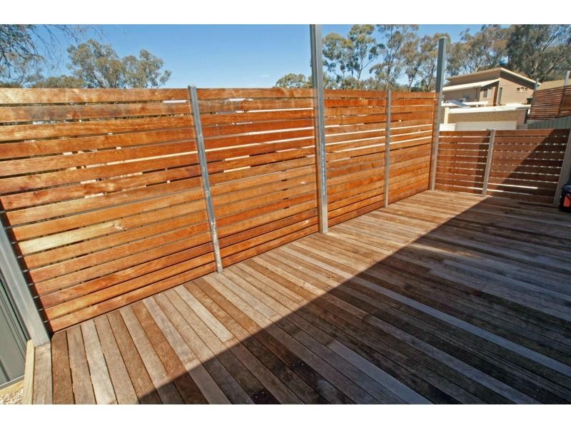 Unit 1/10 Gordon Street, Spring Gully VIC 3550