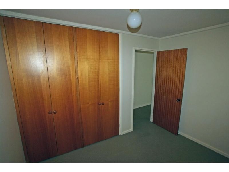 4/12 Harpin Street, Strathdale VIC 3550