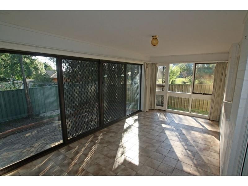4/12 Harpin Street, Strathdale VIC 3550