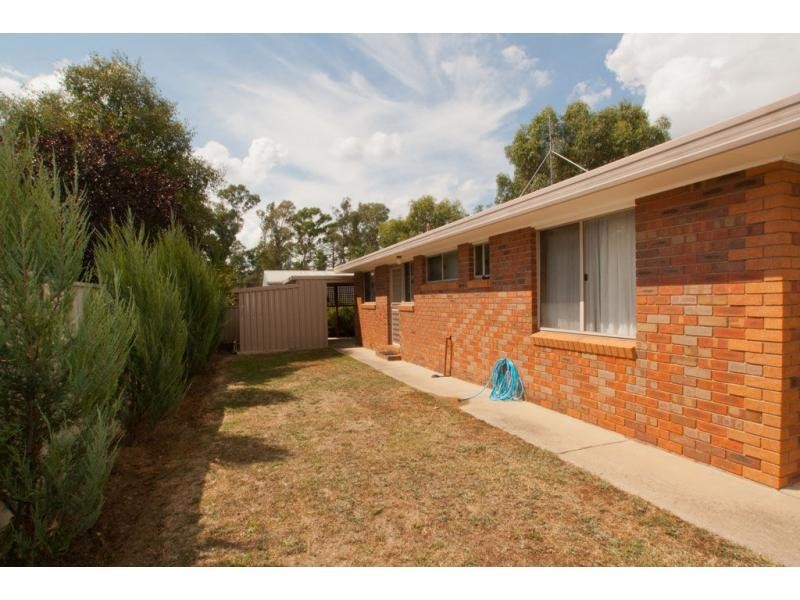 2/19 O’Dea Crescent, Kangaroo Flat VIC 3555