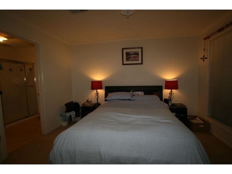 17 Bassett Drive, Strathfieldsaye VIC 3551