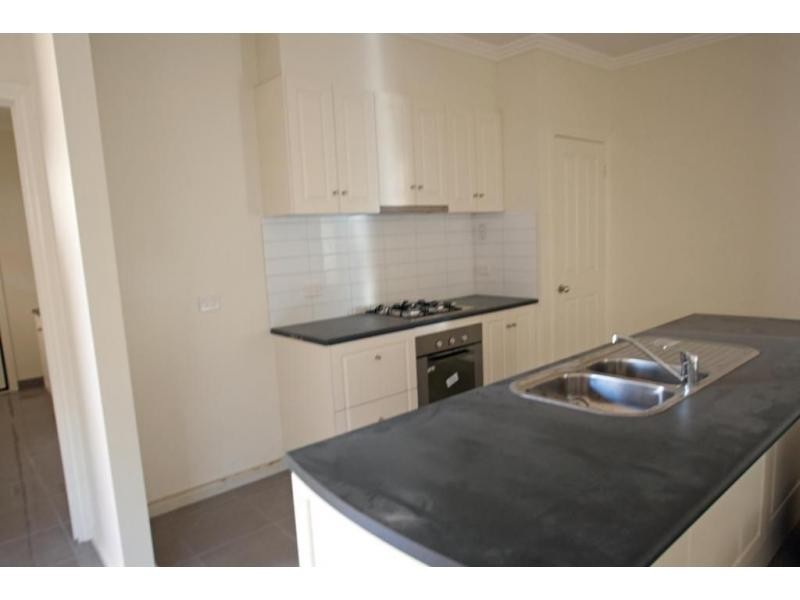 28 Friswell Avenue, Flora Hill VIC 3550