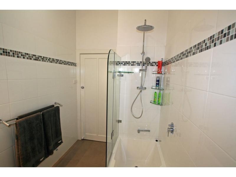 Flora Hill VIC 3550