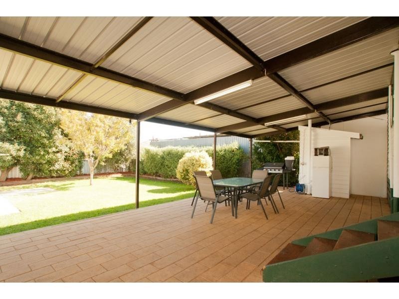 Flora Hill VIC 3550
