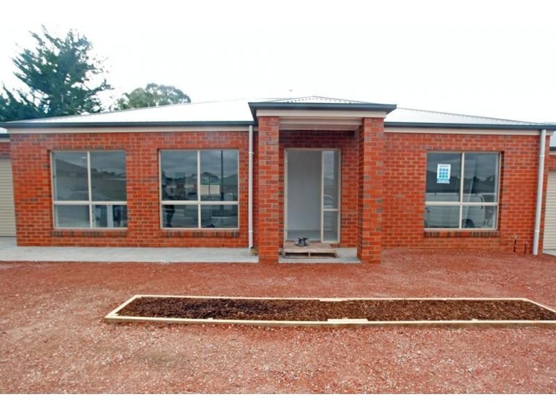 16 Victoria Street, Kangaroo Flat VIC 3555