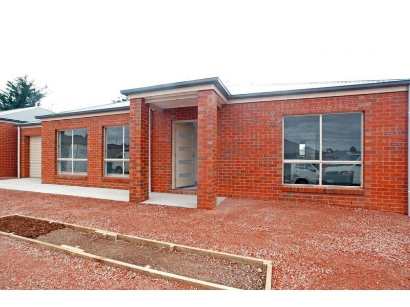 18 Victoria Street, Kangaroo Flat VIC 3555
