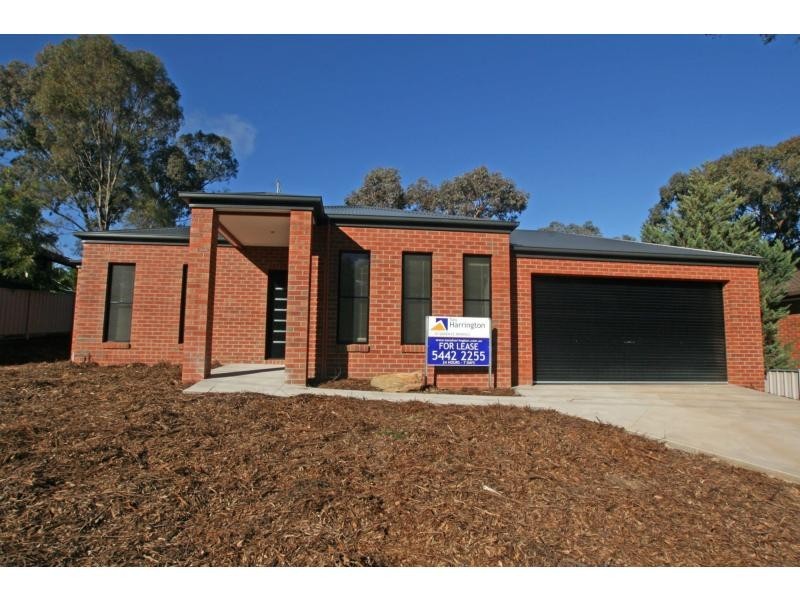 28 Friswell Avenue, Flora Hill VIC 3550