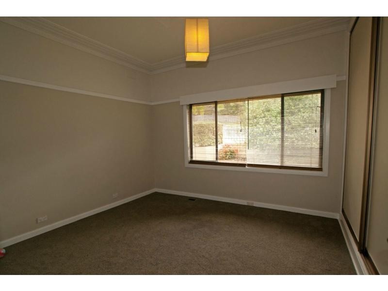 3 Malcolm Street, Quarry Hill VIC 3550