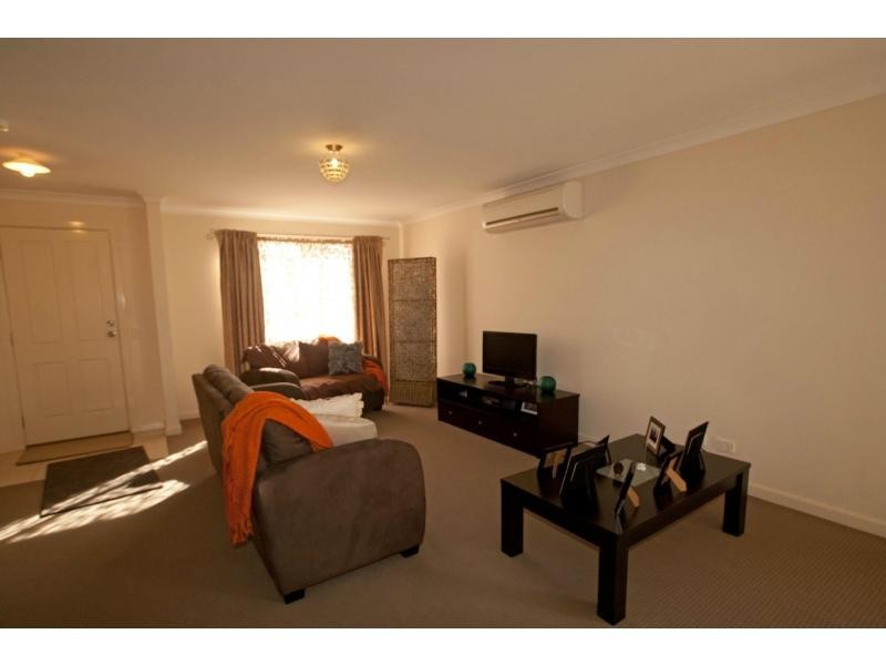 17 Esler Street, California Gully VIC 3556