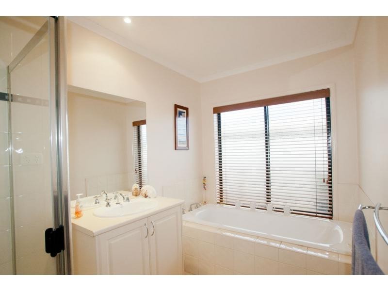 Epsom VIC 3551