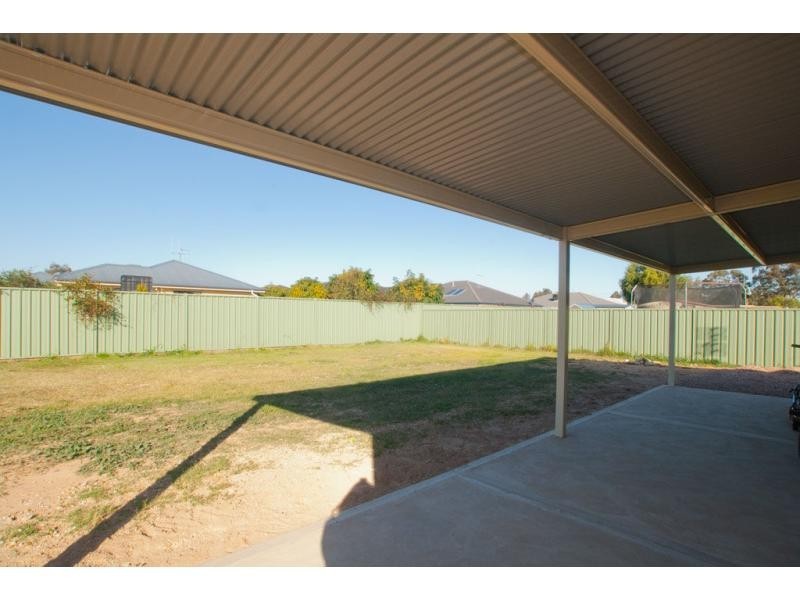 Epsom VIC 3551