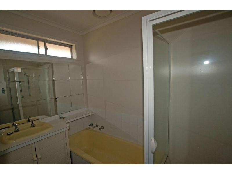 7 Vickers Court, Kennington VIC 3550