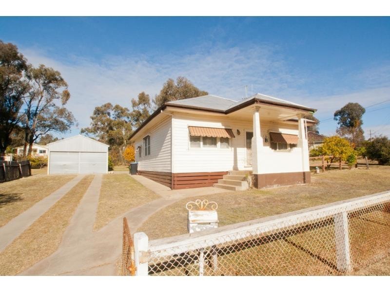 11 Lawson Street, Spring Gully VIC 3550