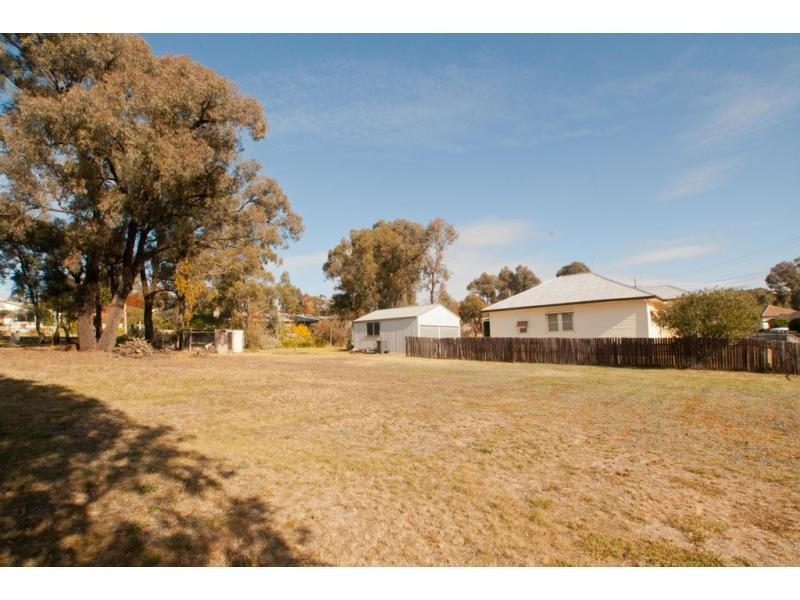 11 Lawson Street, Spring Gully VIC 3550