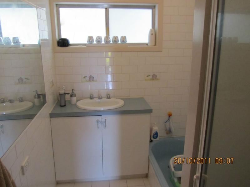 1 Ford Street, Kangaroo Flat VIC 3555