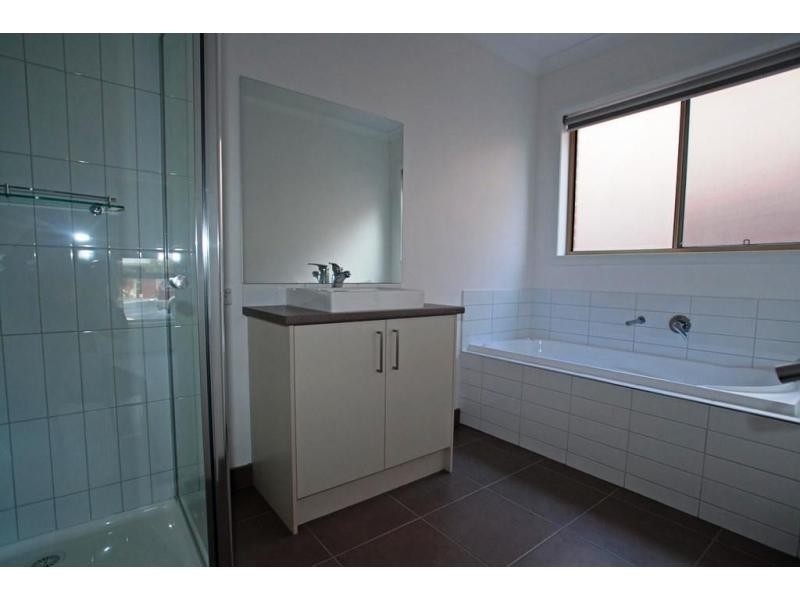 5A Noble Court, Kangaroo Flat VIC 3555
