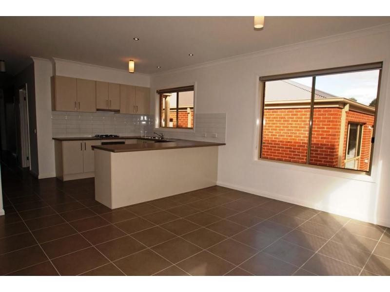 5B Noble Court, Kangaroo Flat VIC 3555