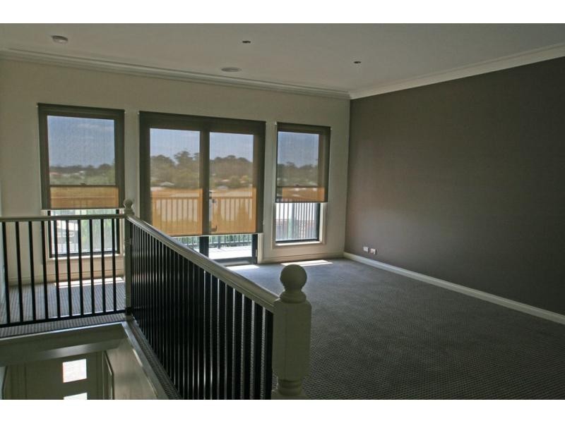 11 Gumnut Rise, Strathdale VIC 3550