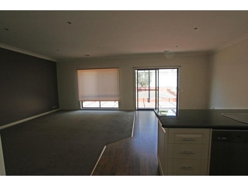 11 Gumnut Rise, Strathdale VIC 3550