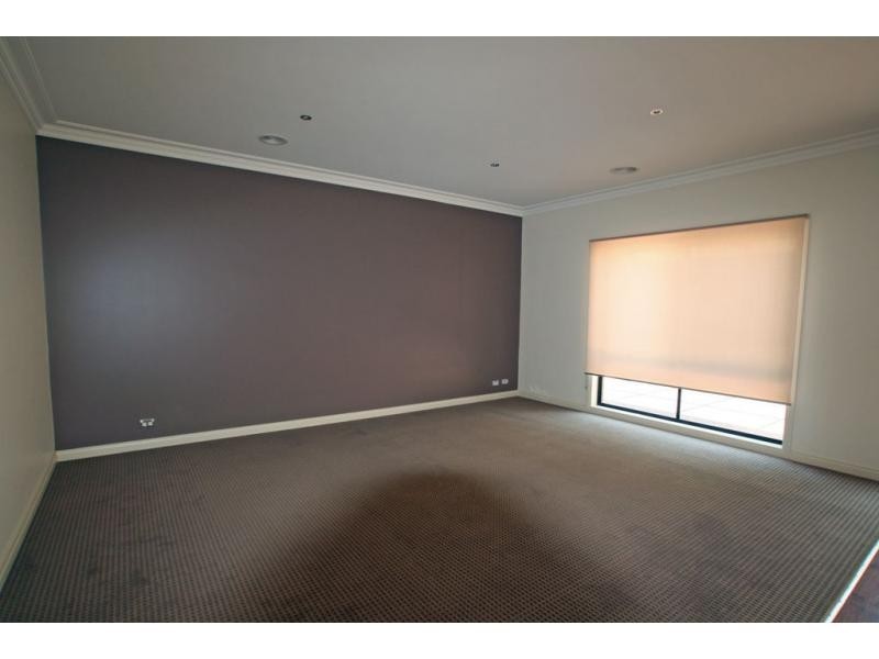 11 Gumnut Rise, Strathdale VIC 3550