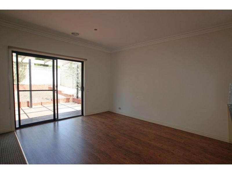 11 Gumnut Rise, Strathdale VIC 3550