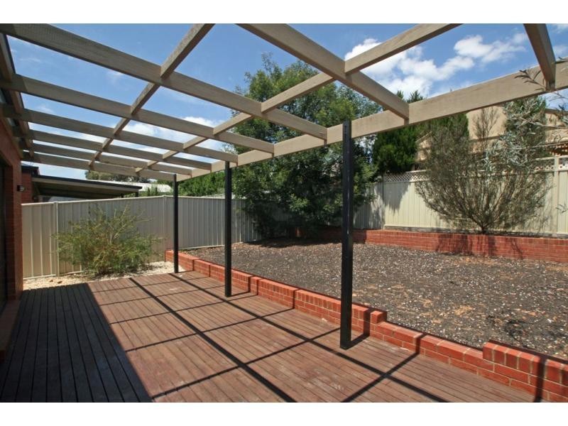 11 Gumnut Rise, Strathdale VIC 3550