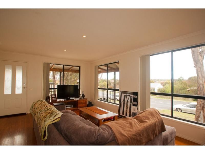 Flora Hill VIC 3550