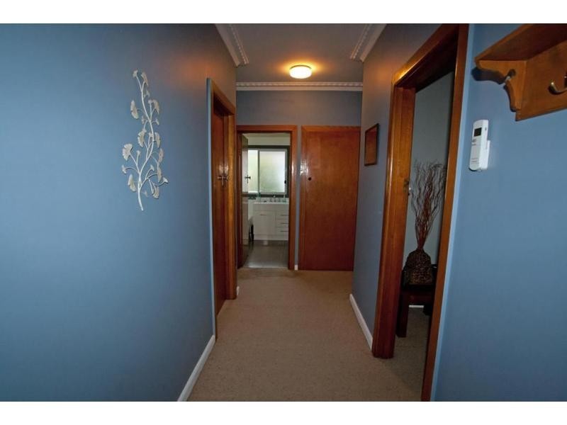 8. Derna Court, Golden Square VIC 3555